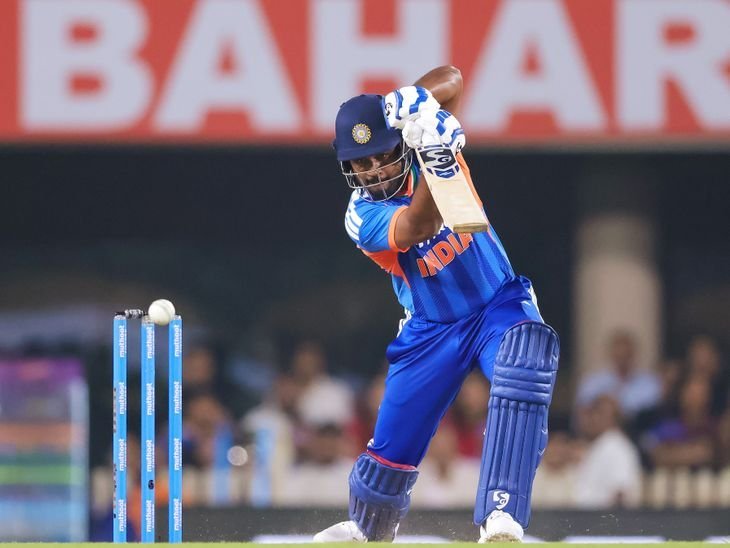 ભારત vs વેસ્ટ ઇન્ડીઝ ચોથી T20: 248 રનના ટાર્ગેટ સામે ભારતે 6 ઓવરમાં 80/2, સંજુ સેમસન 56 રને આઉટ