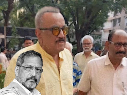 નાના પાટેકરને અંતિમ શ્રદ્ધાંજલિ: મુંબઈમાં પ્રાર્થના સભા, સેલેબ્સ અને રાજકીય નેતાઓની ઉપસ્થિતિ