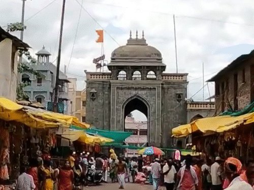 તુલજા ભવાની: શિવાજીના કુળદેવી, નવરાત્રિ પહેલાં ચાંદીના પલંગ પર શયન કરે છે