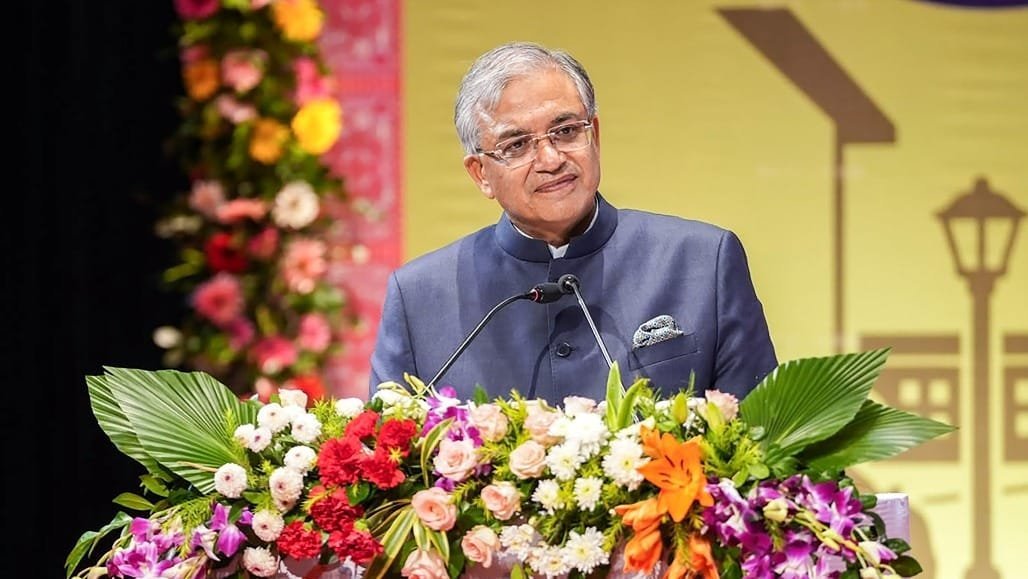 ચૂંટણી પંચમાં મોટી ઉથલપાથલ: CEC જ્ઞાનેશ કુમારના કાર્યકાળમાં 20 મહિનામાં 18-20 મુખ્ય ચૂંટણી અધિકારીઓની બદલી