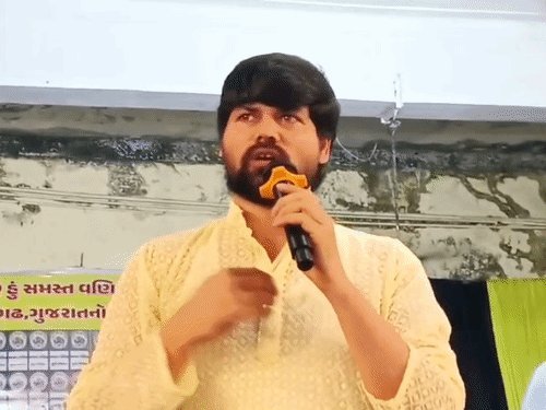 જૂનાગઢમાં અભય શુક્લાનું નિવેદન: પાર્ટી પ્લોટના ગરબા ન જવાની પ્રતિજ્ઞા, કારણ જણાવ્યું