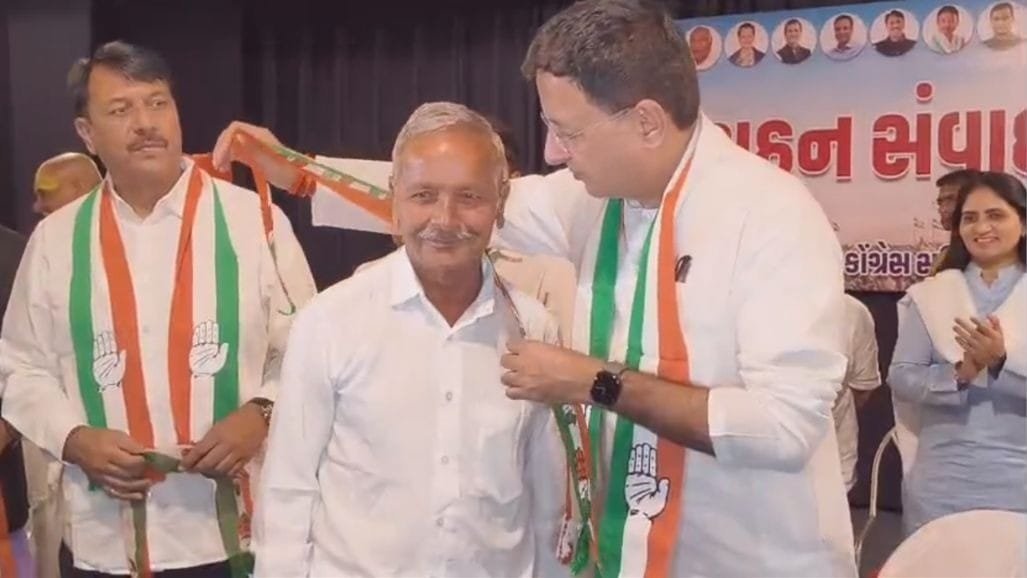 કોડીનારના પૂર્વ ધારાસભ્ય જેઠા સોલંકી કોંગ્રેસમાં પાછા ફર્યા, સ્થાનિક ભાજપ નેતાઓ પર અસામાજિક તત્વોને આશ્રય આપવાનો આરોપ