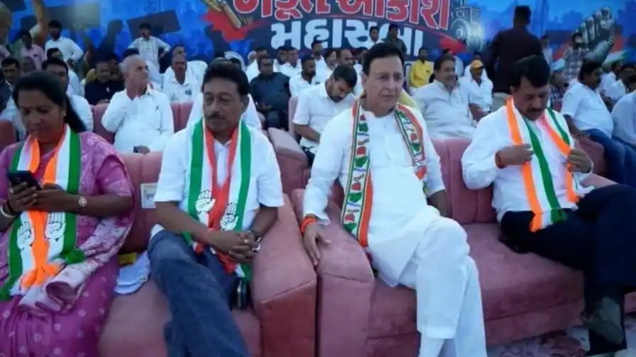 કોંગ્રેસનો દાવો: પાણી-વીજળીના સંકટથી બચવા ગુજરાતમાં વહેલી ચૂંટણી શક્ય