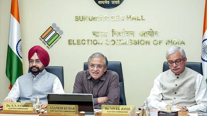 SIR વિવાદ: મતદાર ડેટા ચકાસવા વપરાયેલ સોફ્ટવેરની માહિતી આપવા ચૂંટણી પંચનો ઇનકાર
