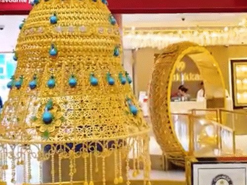 16.5 કિલોના સોનાના ઝુમકા: 55 કારીગરોની 5,840 કલાકની મહેનત, દુબઈમાં બે ગિનિસ રેકોર્ડ