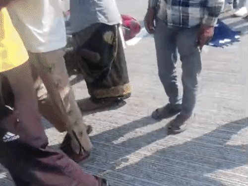 ઉના-વેરાવળ રોડ પર ટ્રકની ટક્કરે 18 વર્ષીય યુવતીનું ભાઈની નજર સામે મોત, માતા બેભાન