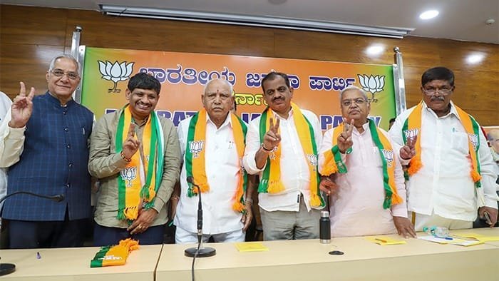 28 MLC ચૂંટણીમાં કોંગ્રેસનો સફાયો, કર્ણાટકમાં ભાજપ-JDSને 4 બેઠકો