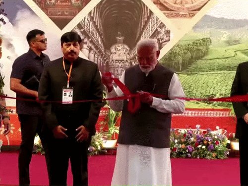 એકતાનગરમાં 'ભારત પર્વ'નું ઉદ્ઘાટન: બે દિવસના ગુજરાત પ્રવાસે પીએમ મોદી, નર્મદા મહાઆરતીમાં લેશે ભાગ