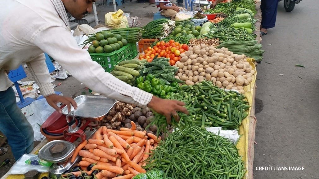 લીંબુના ભાવમાં ભડકો: અમદાવાદમાં છૂટક બજારમાં રૂ. 240-260 પ્રતિ કિલો