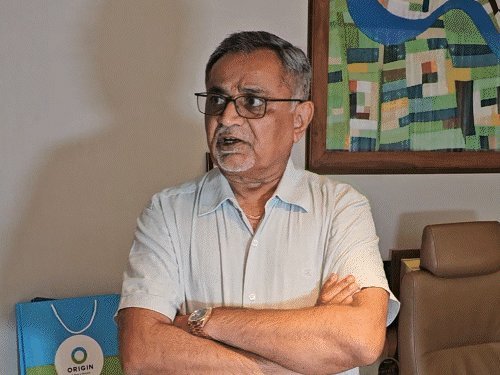 સુરત: પાટીદાર સમાજનો 'સમાધાન પંચ' — છૂટાછેડા અને મિલકત વિવાદો હવે સમાજમાં જ ઉકેલાશે