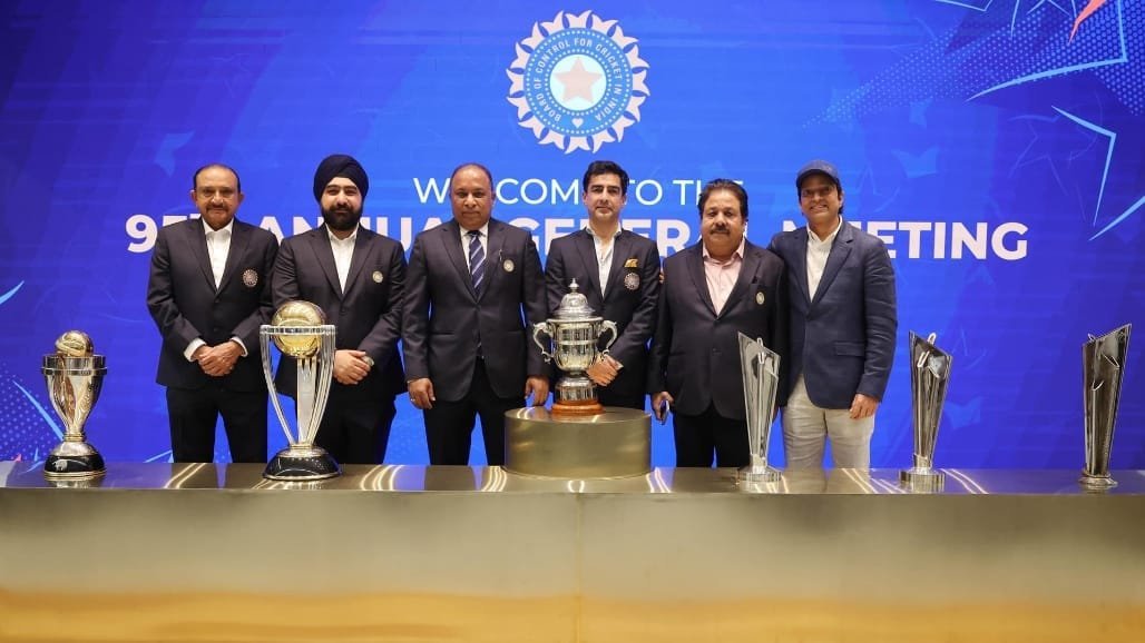 BCCI સરકારી ગ્રાન્ટ લેતું નથી, દર વર્ષે ₹3,000 કરોડ આવકવેરો ચૂકવે છે: સુપ્રીમ કોર્ટમાં ખુલાસો