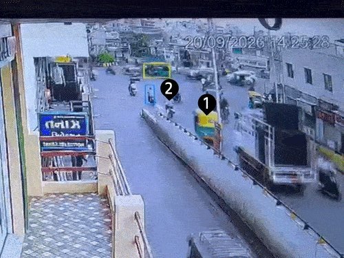 રાજકોટના પારેવડી ચોક પાસે ડીજે ટેમ્પાએ 5 વાહનોને ટક્કર મારી, બાઈકચાલકનું મોત