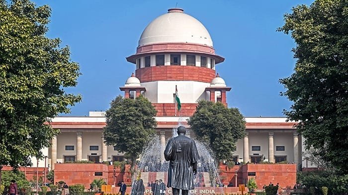 SC-ST એક્ટમાં વગર તપાસે FIR અને ધરપકડ પર સવાલ, સુપ્રીમ કોર્ટે અરજી ફગાવી