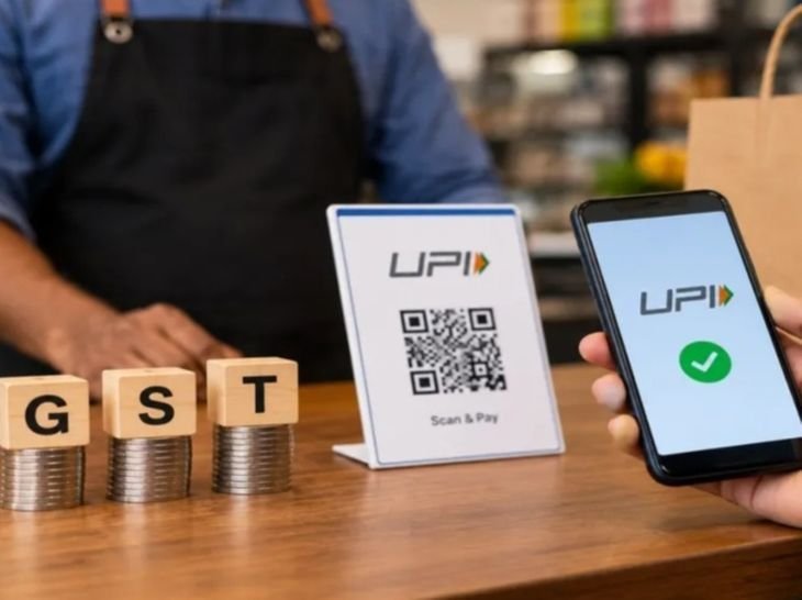 UPI ચાર્જ પર સરકારની સ્પષ્ટતા: ગ્રાહક પાસેથી નહીં લેવાય, ₹1 લાખથી નીચેની કમાણીવાળા વેપારીઓને પણ મુક્તિ