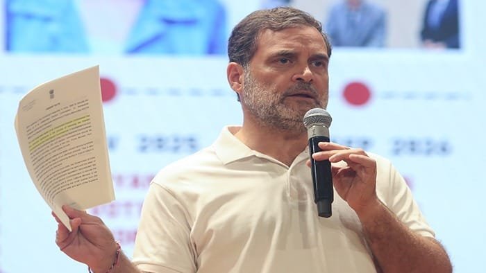 રાહુલ ગાંધીનો CEC જ્ઞાનેશ કુમાર પર પ્રહાર: 'ચૂંટણીમાં મેચ-ફિક્સિંગની જવાબદારી સોંપાઈ'