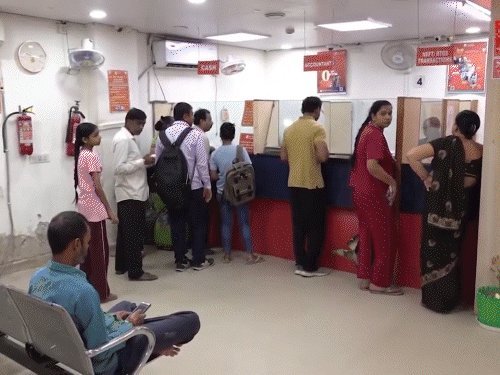 બેંક હડતાળ ટળી: 5 દિવસ કામકાજની માંગ પર હાઈ લેવલ કમિટી બનશે