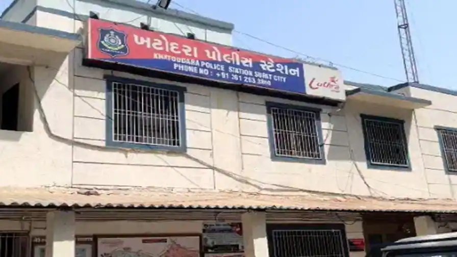 સુરત: ચીન-હોંગકોંગ ટૂરના નામે 6 લોકો સાથે 5.50 લાખની ઠગાઈ, ટૂર ઓપરેટર ફરાર